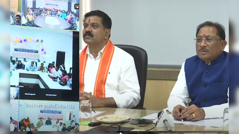 सरेंडर नक्सलियों और पीड़ित परिवारों के लिए PM आवास योजना की पहली किस्त जारी, पक्के आवास का सपना होगा पूरा