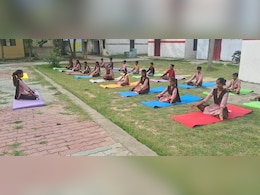यूपी के स्कूलों में समर कैंप 2025 शुरू, बच्चों ने अपनी प्रतिभा का किया प्रदर्शन यूपी के स्कूलों में समर कैंप 2025 शुरू, बच्चों ने अपनी प्रतिभा का किया प्रदर्शन