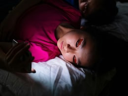 Your Smartphone Is A Parasite, According To Evolution Your Smartphone Is A Parasite, According To Evolution