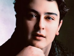 अदनान सामी की तीसरी पत्नी की 4 फोटो, जिनके लिए शादी को 16 साल बाद भी हैं वही मोहब्बत