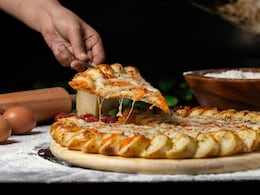 Chapati vs Pizza: पिज्जा और चपाती में कौन हुआ ज्यादा सस्ता, GST 2.0 से कितना बदल जाएगा आपके खाने-पीने का बिल Chapati vs Pizza: पिज्जा और चपाती में कौन हुआ ज्यादा सस्ता, GST 2.0 से कितना बदल जाएगा आपके खाने-पीने का बिल