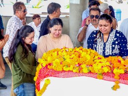 Ahmedabad Plane Crash: Families Endure Agonising Wait For Loved Ones' Remains Ahmedabad Plane Crash: Families Endure Agonising Wait For Loved Ones' Remains