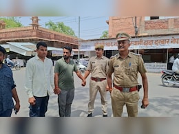 Rajasthan: पुलिस कॉन्स्टेबल की हत्या करने वाले डंपर चालक को एनकाउंटर का सताया डर, भागा-भागा पहुंचा कोर्ट; किया सरेंडर Rajasthan: पुलिस कॉन्स्टेबल की हत्या करने वाले डंपर चालक को एनकाउंटर का सताया डर, भागा-भागा पहुंचा कोर्ट; किया सरेंडर