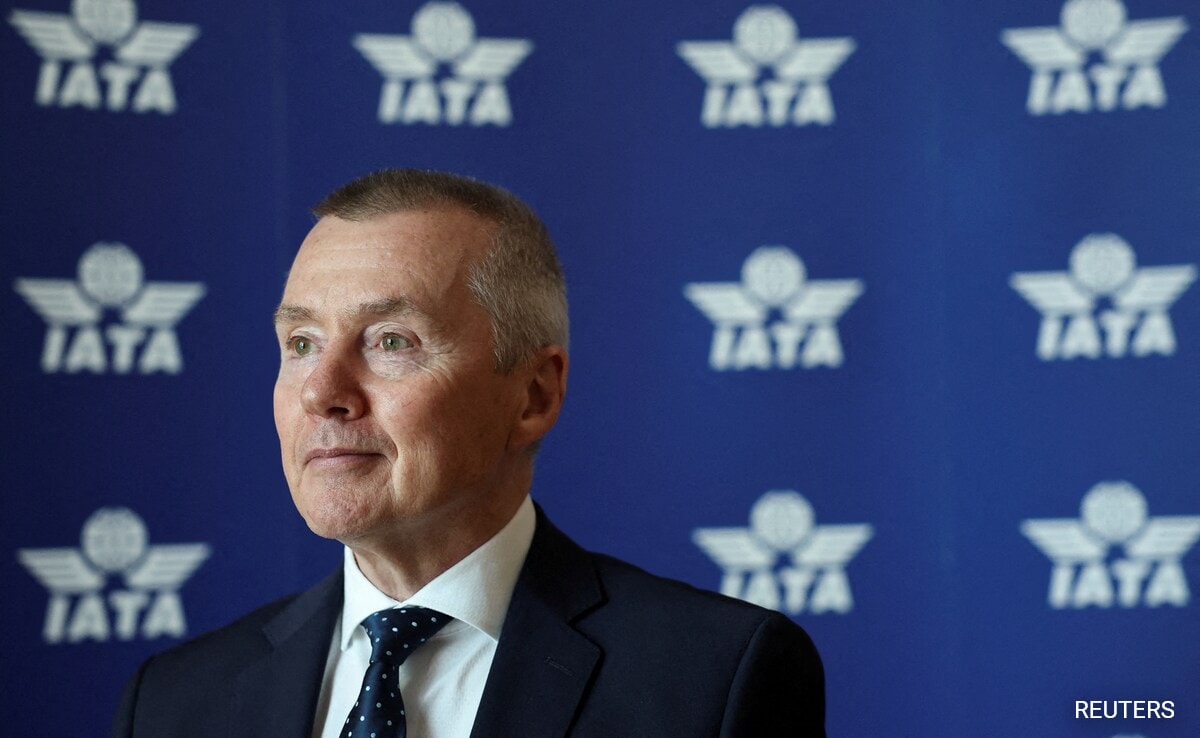 Глобалните авиокомпании намаляват 2025 прогноза за печалбата на фона на търговията на напрежение 
