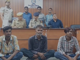 Rajasthan: 1.10 करोड़ की स्मैक के साथ 3 कुख्यात गिरफ्तार, इस साल केवल करौली में पकड़े गए हैं 131 तस्कर Rajasthan: 1.10 करोड़ की स्मैक के साथ 3 कुख्यात गिरफ्तार, इस साल केवल करौली में पकड़े गए हैं 131 तस्कर