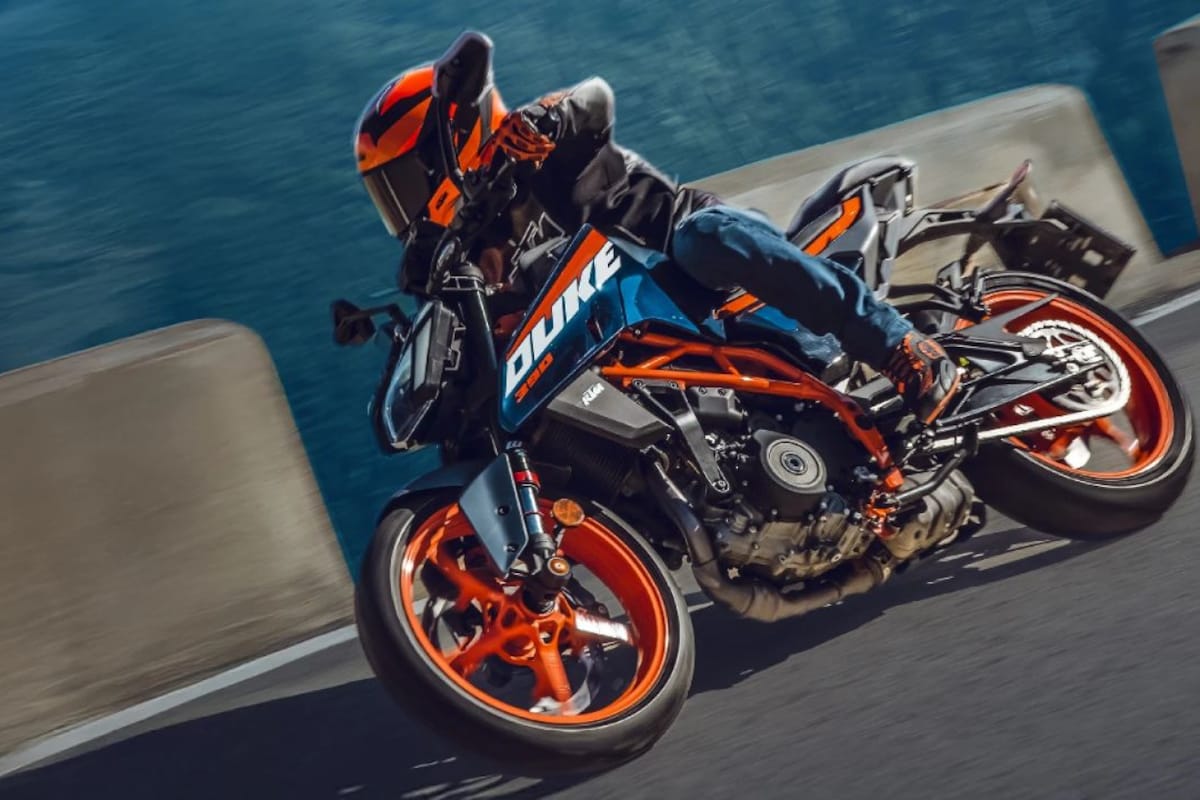KTM 390 Duke KTM 390 Duke