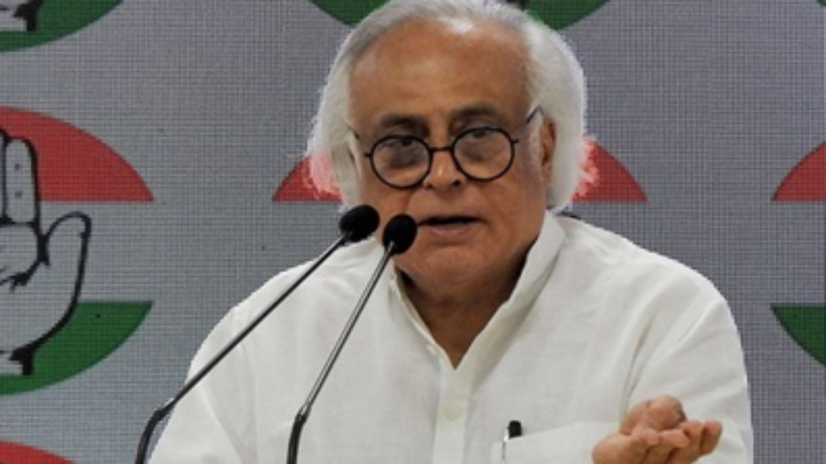 अमेरिका के 25 प्रतिशत टैरिफ पर जवाब दें प्रधानमंत्री : विपक्ष ने उठाए सवाल