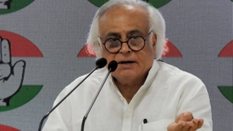 अमेरिका के 25 प्रतिशत टैरिफ पर जवाब दें प्रधानमंत्री : विपक्ष ने उठाए सवाल