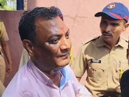 Jalgaon News : ठेकेदाराचा मुख्यमंत्र्याच्या ताफ्यासमोर आत्मदहनाचा प्रयत्न; पोलीस अधिकाऱ्यावर गंभीर आरोप Jalgaon News : ठेकेदाराचा मुख्यमंत्र्याच्या ताफ्यासमोर आत्मदहनाचा प्रयत्न; पोलीस अधिकाऱ्यावर गंभीर आरोप