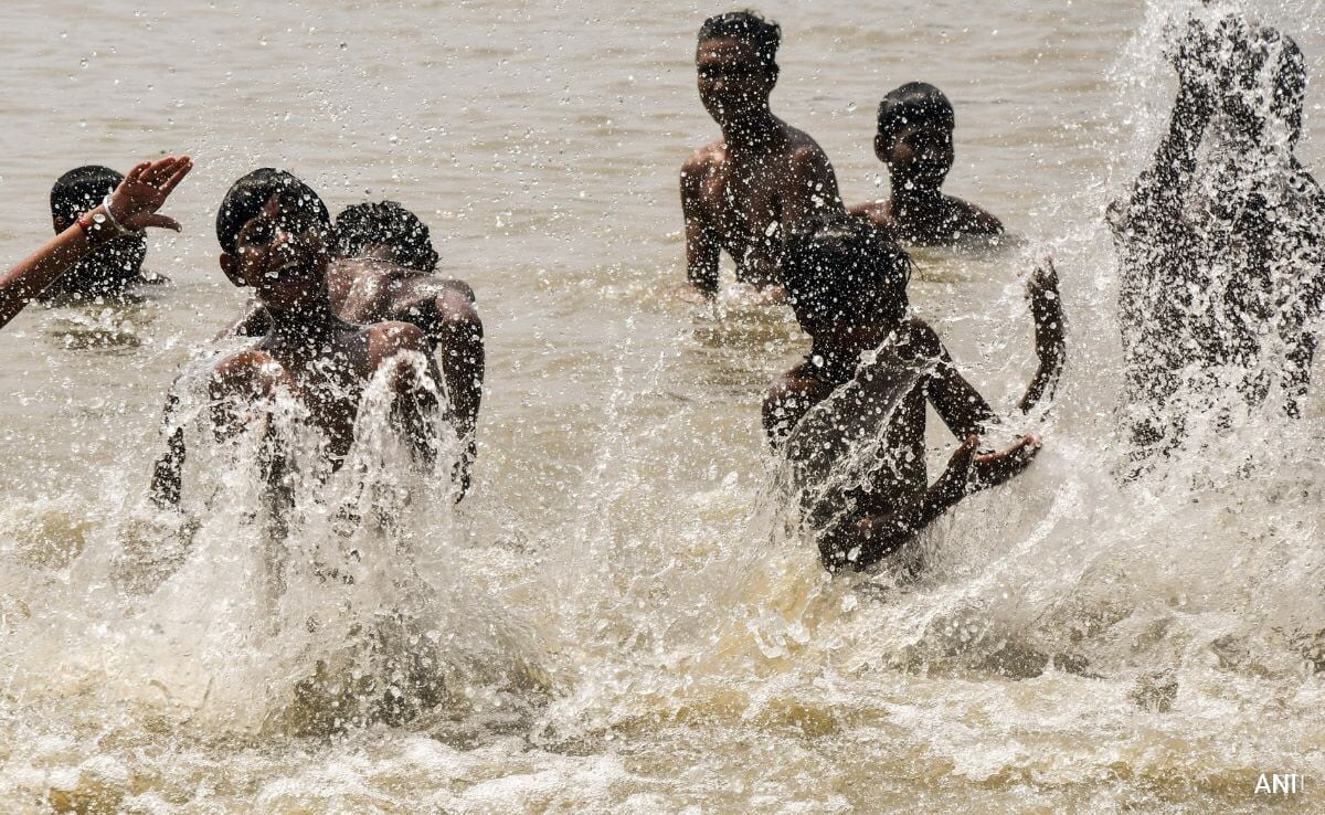 Гувахати The northeast region is witnessing a severe heatwave with