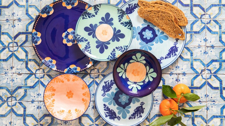 अब Budget में अपग्रेड करें अपना Dining Style, भारी छूट में खरीदें ये शानदार Luxury Crockery Sets!