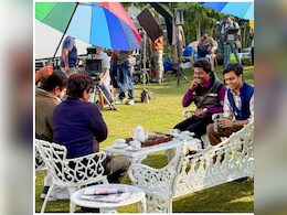 पंचायत 4 की शूटिंग की BTS तस्वीरें वायरल, प्रधान जी के घर पर आग सेंकते दिखे फुलेरावासी