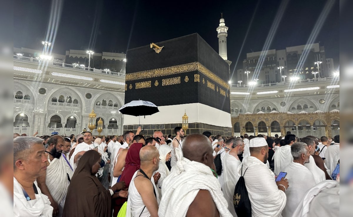 On Wednesday, pilgrims will perform the tawaf -- walking seven times around the Kaaba. On Wednesday, pilgrims will perform the tawaf -- walking seven times around the Kaaba.