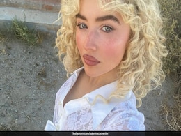 Sabrina Carpenter's Blonde Curls And Nude Glam Worked Like A Glam Charm Sabrina Carpenter's Blonde Curls And Nude Glam Worked Like A Glam Charm