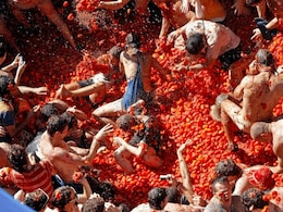 Spain's Famous Tomatina Festival Is Celebrating 80th Anniversary This Year - How It All Started Spain's Famous Tomatina Festival Is Celebrating 80th Anniversary This Year - How It All Started