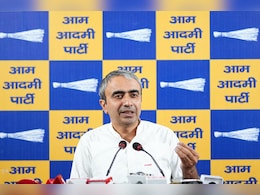 दिल्ली का हर झुग्गीवाला परेशान है कि BJP की सरकार ने उनका घर तोड़ दिया : 'आप' दिल्ली का हर झुग्गीवाला परेशान है कि BJP की सरकार ने उनका घर तोड़ दिया : 'आप'