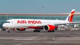 Ahmedabad Plane Crash : 'या' 3 अधिकाऱ्यांना तातडीनं काढा, DGCA चे Air India ला निर्देश