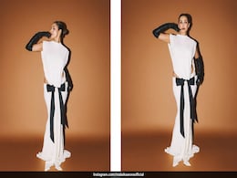 Malaika Arora's Monochrome Jersey Dress With A Bow Is A Gift To The Fashion World Malaika Arora's Monochrome Jersey Dress With A Bow Is A Gift To The Fashion World