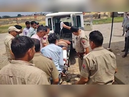 Rajasthan Encounter: पुलिस से मुठभेड़ में गौतस्कर बेटा ढेर, 45 हजार का इनामी पिता भी घायल; 30 मिनट तक चली फायरिंग Rajasthan Encounter: पुलिस से मुठभेड़ में गौतस्कर बेटा ढेर, 45 हजार का इनामी पिता भी घायल; 30 मिनट तक चली फायरिंग