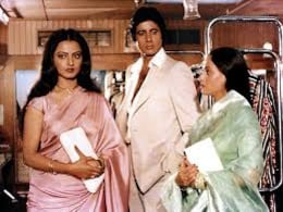 The Making Of <i>Silsila</i>: How Yash Chopra Managed Amitabh Bachchan, Jaya Bachchan And Rekha On One Set The Making Of <i>Silsila</i>: How Yash Chopra Managed Amitabh Bachchan, Jaya Bachchan And Rekha On One Set