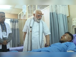 एयर इंडिया विमान हादसे वाली जगह पर पहुंचे पीएम मोदी, पूरा इलाका सील एयर इंडिया विमान हादसे वाली जगह पर पहुंचे पीएम मोदी, पूरा इलाका सील