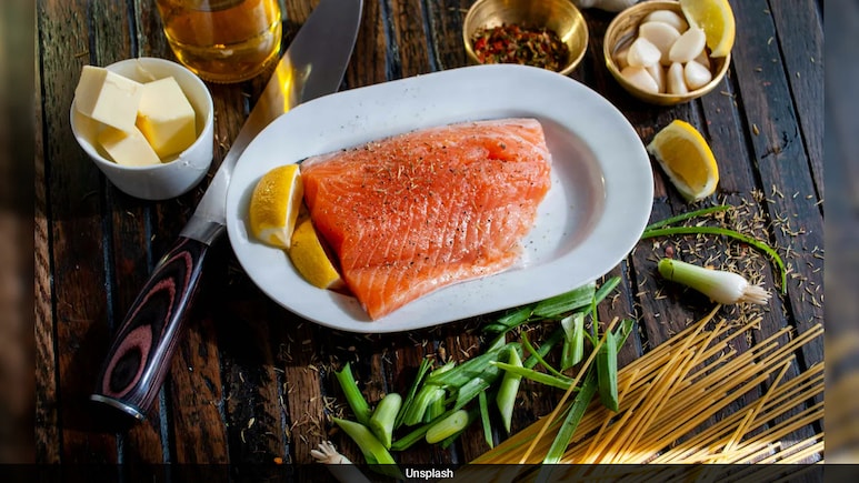 Farmed Salmon Isn't As Healthy As It Looks, Warns Nutritionist Farmed Salmon Isn't As Healthy As It Looks, Warns Nutritionist