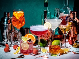 पार्टी में खूब लेते हैं अल्कोहल का मजा, तो न्यूट्रिशनिस्ट से जान लें कौन सी ड्रिंक है सेहतमंद और कौन नहीं