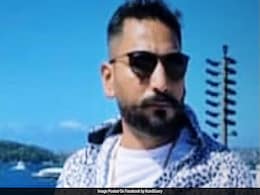 गर्दन पर रख दिया घुटना, जमीन पर पटका... भारतीय के साथ ऑस्ट्रेलिया में पुलिस ने की बर्बरता गर्दन पर रख दिया घुटना, जमीन पर पटका... भारतीय के साथ ऑस्ट्रेलिया में पुलिस ने की बर्बरता