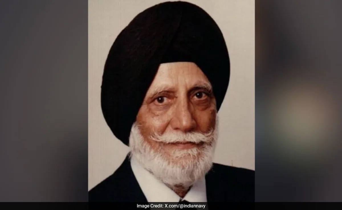 Ню Делхи Ветеранът на ВМС и легендарния алпинист Capt M