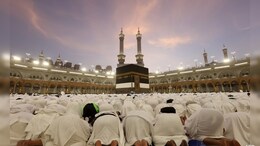 Hajj Yatra 2026 New Rules सऊदी अरब में हज करने वालों के लिए शुरू हुई बुकिंग प्रक्रिया, बस बदल गए नियम!