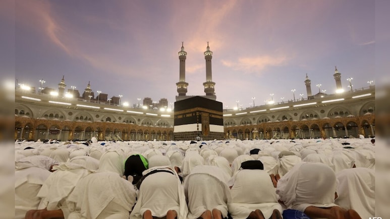 Hajj Yatra 2026 New Rules सऊदी अरब में हज करने वालों के लिए शुरू हुई बुकिंग प्रक्रिया, बस बदल गए नियम!