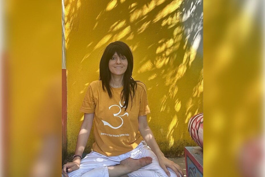 Maayan Ben Dov,Maayan Ben Dov Instagram,Chakra Asan,social media,news and media,trending story,viral news,Whosthat360,inner vedic,Peace Maayan Ben Dov,Maayan Ben Dov Instagram,Chakra Asan,social media,news and media,trending story,viral news,Whosthat360,inner vedic,Peace