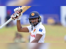 कामिंदू मेंडिस ने संगाकारा से लेकर रॉय डायस तक, सबका रिकॉर्ड किया ध्वस्त, बन गए नंबर 1 श्रीलंकाई बैटर कामिंदू मेंडिस ने संगाकारा से लेकर रॉय डायस तक, सबका रिकॉर्ड किया ध्वस्त, बन गए नंबर 1 श्रीलंकाई बैटर