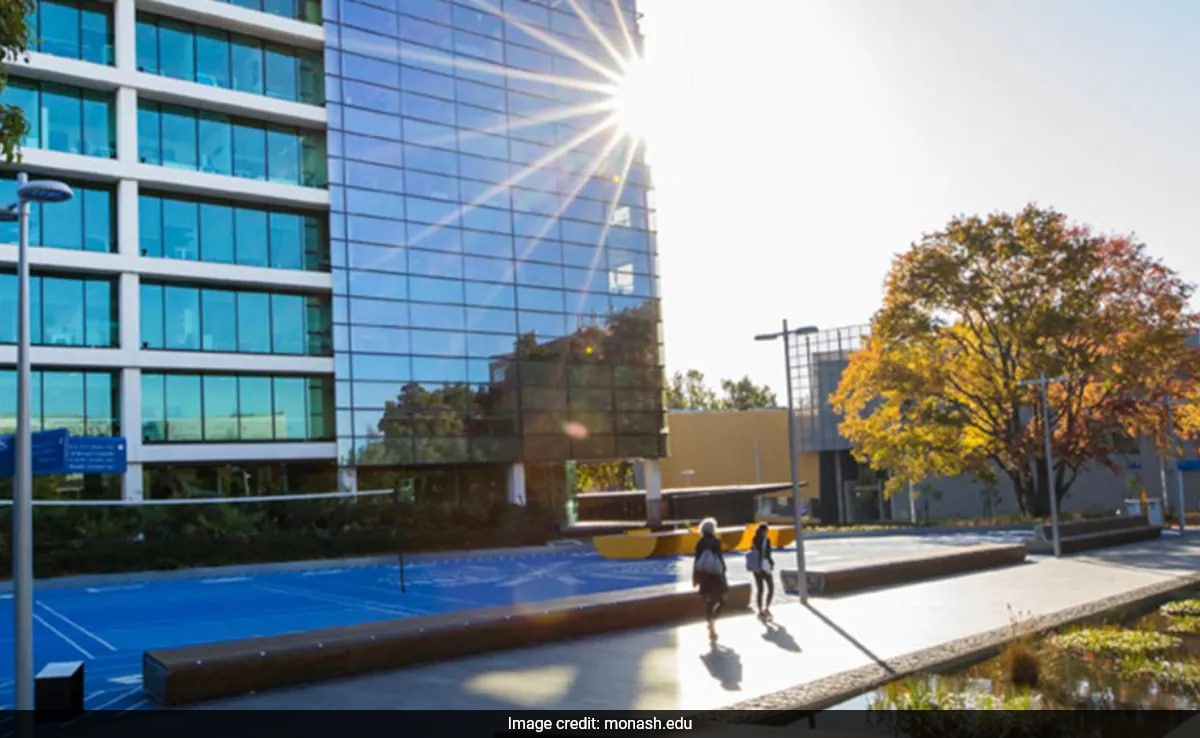 Monash University в Австралия предлага стипендии на международни студенти с