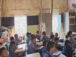 Nandurbar News: भिंत पडली, छत मोडकळीस... 288 विद्यार्थ्यांनी जीव मुठीत घेऊन घेतायेत शिक्षण