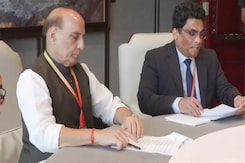 Watch: Rajnath Singh Sets Aside Pen, Refuses To Sign SCO Document Watch: Rajnath Singh Sets Aside Pen, Refuses To Sign SCO Document