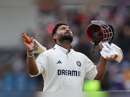 IND vs ENG: ऋषभ पंत ने खत्म कर दी धोनी की बादशाहत, टेस्ट क्रिकेट इतिहास में ऐसा कमाल करने वाले पहले भारतीय विकेटकीपर बने IND vs ENG: ऋषभ पंत ने खत्म कर दी धोनी की बादशाहत, टेस्ट क्रिकेट इतिहास में ऐसा कमाल करने वाले पहले भारतीय विकेटकीपर बने