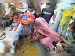 पूरे मर्द समाज में खौफ...अंगूठी ढूंढने की रस्म के दौरान दूल्हा-दुल्हन आपस में भिड़े, वीडियो देख यूजर्स बोले- ये तो दंगल है पूरे मर्द समाज में खौफ...अंगूठी ढूंढने की रस्म के दौरान दूल्हा-दुल्हन आपस में भिड़े, वीडियो देख यूजर्स बोले- ये तो दंगल है