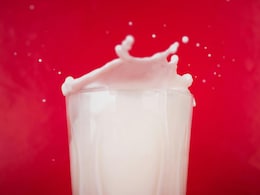 World Milk Day 2025: बच्चों ही नहीं बल्कि बड़ों को भी होती है दूध की जरूरत, जानिए डाइट में मिल्क शामिल करना क्यों है जरूरी  World Milk Day 2025: बच्चों ही नहीं बल्कि बड़ों को भी होती है दूध की जरूरत, जानिए डाइट में मिल्क शामिल करना क्यों है जरूरी