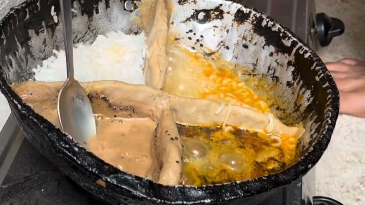 Man's 'Sasta Hotpot' Goes Viral: Jugaad Cooking Innovation