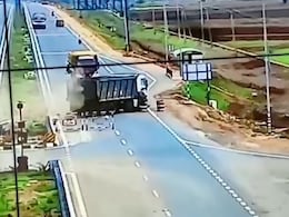 Video: Truck Jumps Divider, Crashes Into Motorcycle In Andhra Pradesh Video: Truck Jumps Divider, Crashes Into Motorcycle In Andhra Pradesh