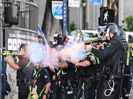 Balloons, Bubbles, Tear Gas: How LA Anti-Trump Protests Turned Chaotic Balloons, Bubbles, Tear Gas: How LA Anti-Trump Protests Turned Chaotic