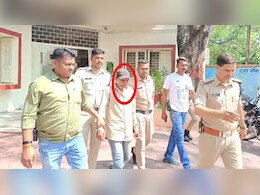 सरकारी अफसरों के घरों का बनाता निशाना, 1 साल में खंगाले 8 घर; कीमती हीरे और जेवर के साथ चोर गिरफ्तार सरकारी अफसरों के घरों का बनाता निशाना, 1 साल में खंगाले 8 घर; कीमती हीरे और जेवर के साथ चोर गिरफ्तार
