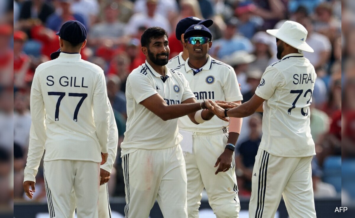 Troubled By Filthy Habits, Indian Team Resorts To Two-Coloured Method Ahead Of 2nd Test