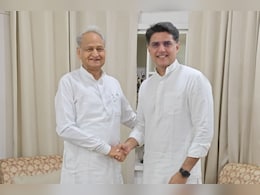 गहलोत-पायलट मुलाकात, बंद कमरे में राजनीति पर बात! क्या बदलने वाली है राजस्थान की सियासी फिजा? गहलोत-पायलट मुलाकात, बंद कमरे में राजनीति पर बात! क्या बदलने वाली है राजस्थान की सियासी फिजा?