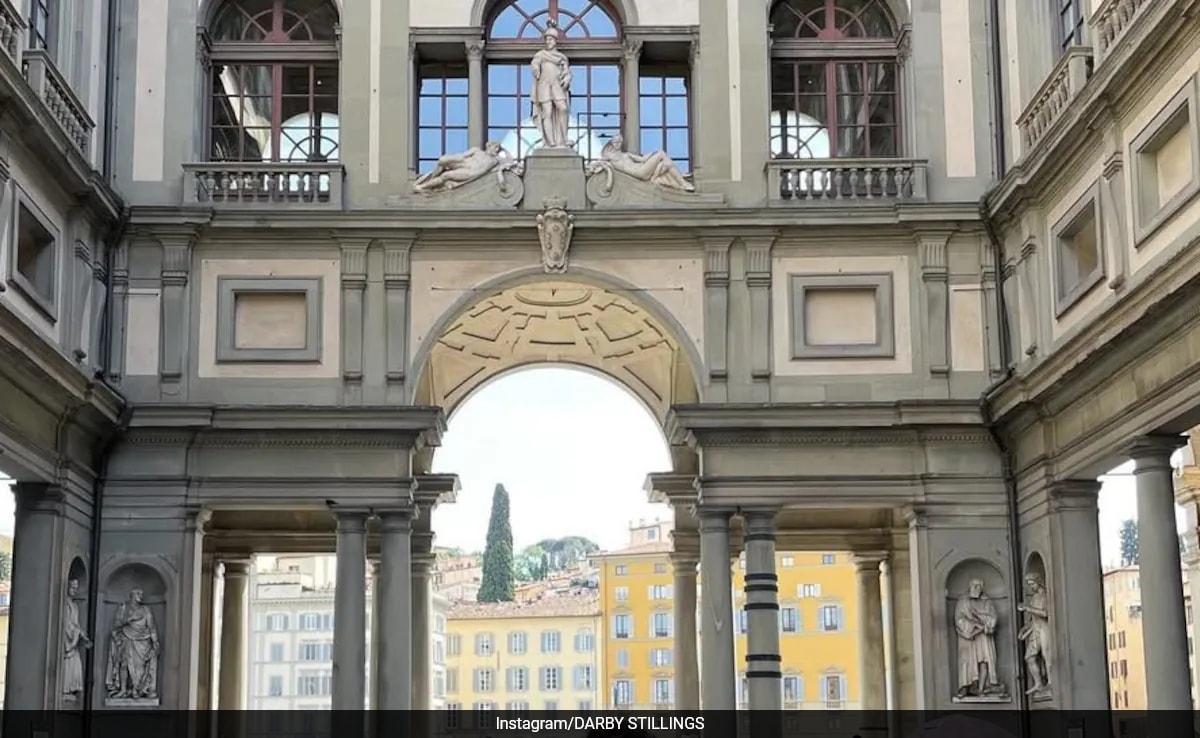 безценна 300 годишна картина в известната галерия на Уфизи на Флоренция