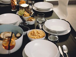 जल्दी डिनर करना नहीं पसंद? बदल लें ये आदत, शरीर को होंगे कमाल के फायदे जल्दी डिनर करना नहीं पसंद? बदल लें ये आदत, शरीर को होंगे कमाल के फायदे