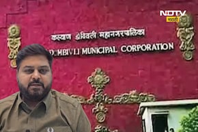 KDMC मध्ये समाजकंटक आणि राजकीय पक्षाच्या पदाधिकाऱ्यांकडून अनधिकृत  होर्डिंगचा धंदा, भाजपा नगरसेवकाचा मोठा आरोप