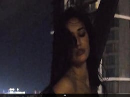 Disha Patani's Berry Lips And Smokey Eyes Slay Blurry But Epic Pictures Disha Patani's Berry Lips And Smokey Eyes Slay Blurry But Epic Pictures