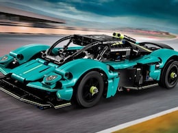 LEGO Technic Aston Martin Valkyrie Is A Toy With A 'Working' V12 Engine LEGO Technic Aston Martin Valkyrie Is A Toy With A 'Working' V12 Engine